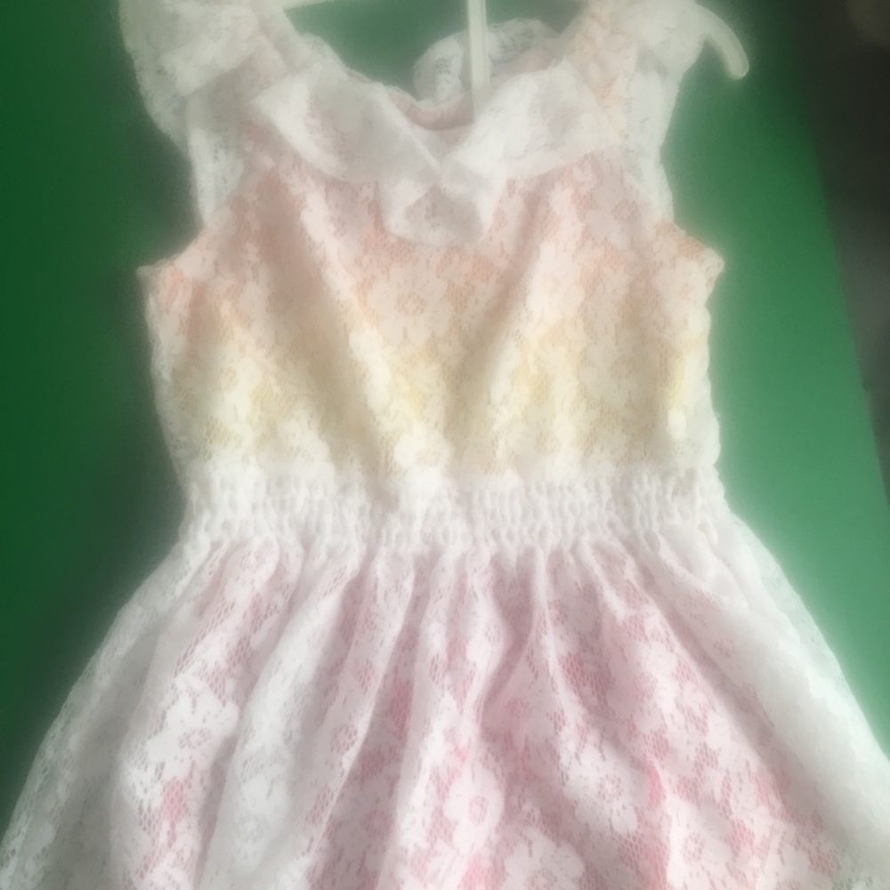 Girls laced overlay top. Size 6-6x